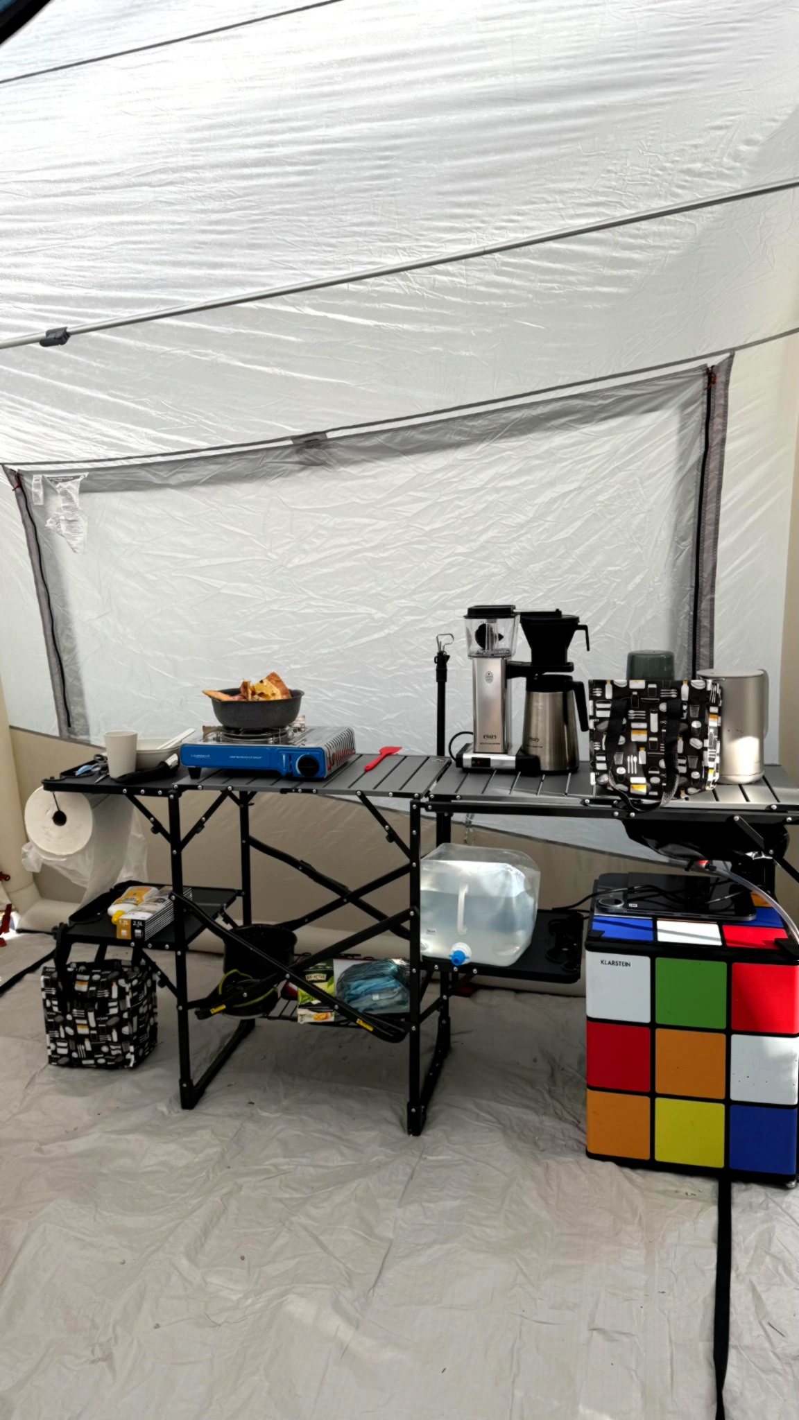 kamper Poznań wynajem kuchnia kamping